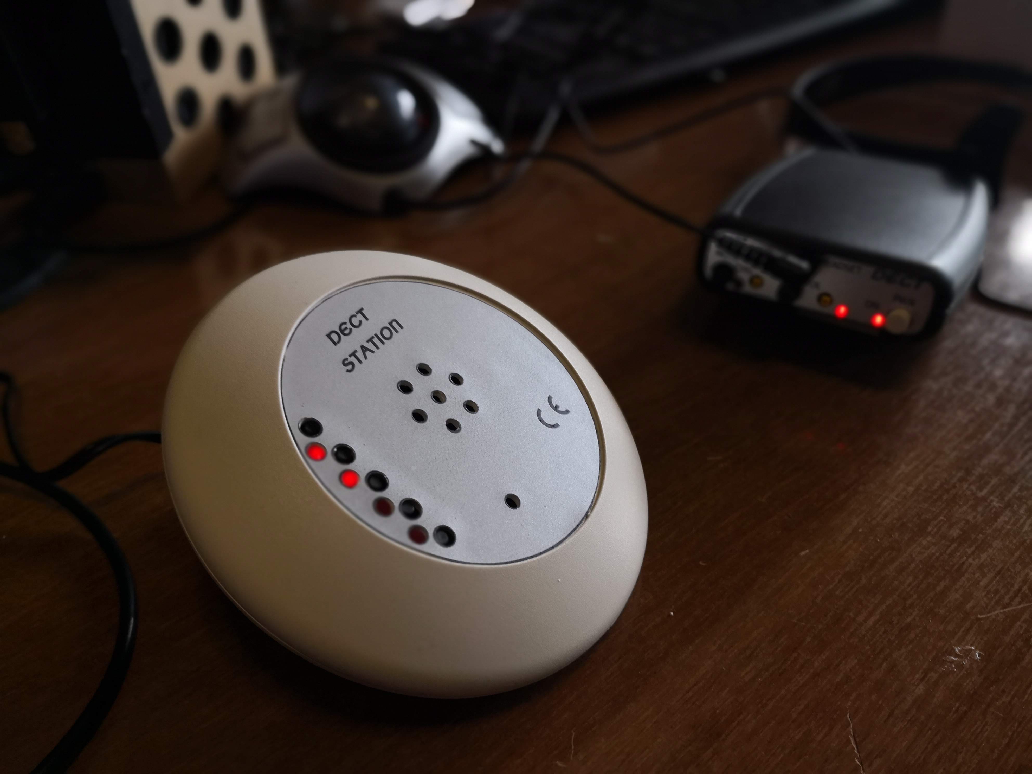 DECT intercom station